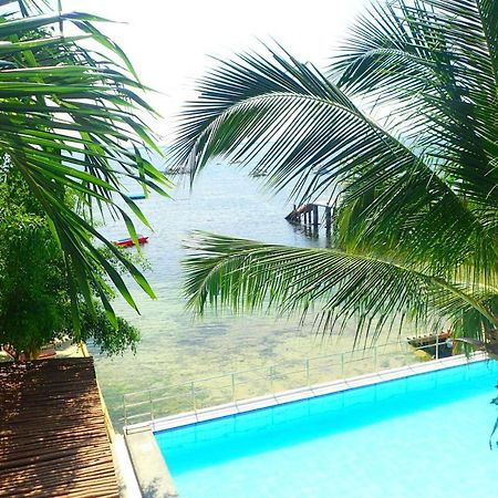 Aozora Seaside Mactan Hotel Мактан Екстериор снимка