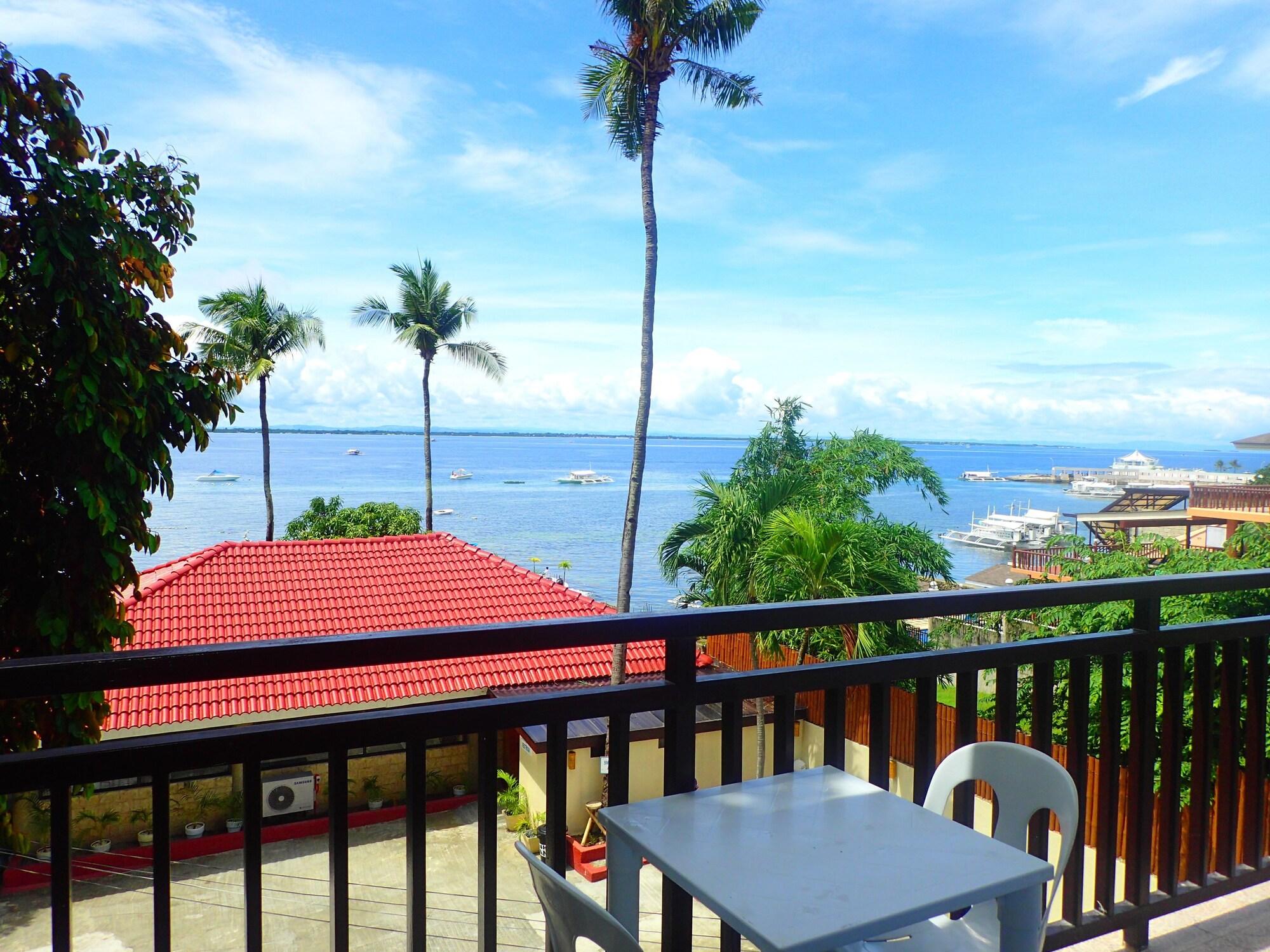 Aozora Seaside Mactan Hotel Мактан Екстериор снимка
