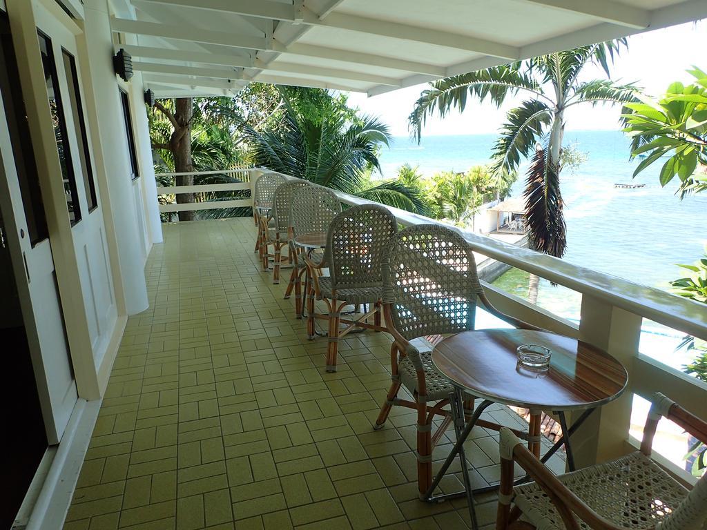 Aozora Seaside Mactan Hotel Мактан Екстериор снимка