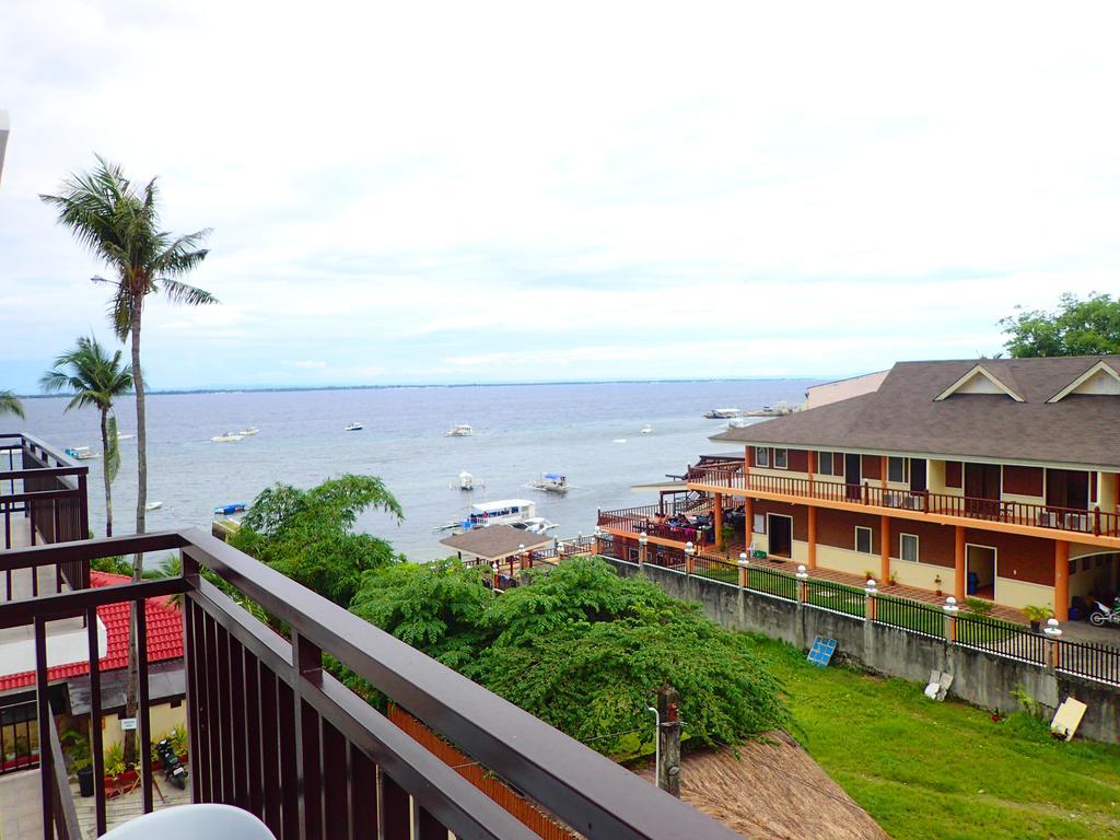 Aozora Seaside Mactan Hotel Мактан Екстериор снимка