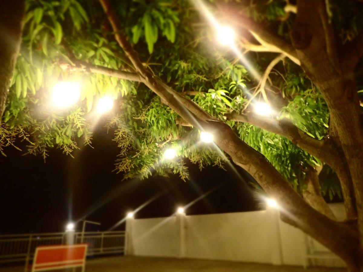 Aozora Seaside Mactan Hotel Мактан Екстериор снимка
